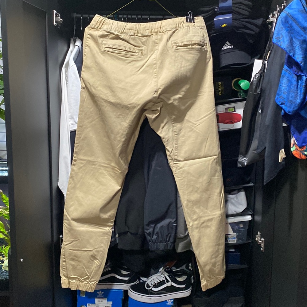 Drake jogger size 32
